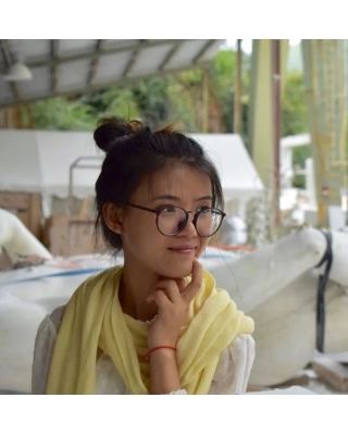 罗莉 Luo Li